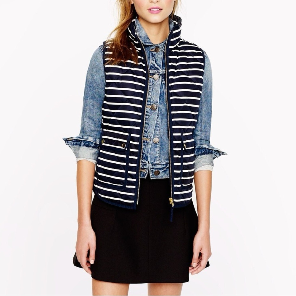 J. Crew Excursion Quilted Vest Navy & White Stripe Size Medium